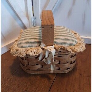 Red River sampler wood rectangular basket w/removable Fabric/Lace Lid 6.5"Tall
